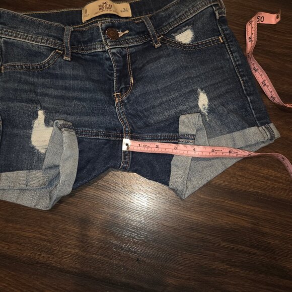 Hollister Dark Wash Blue Midi Distressed Jean Shorts, Women's Size 0 (W24) - Picture 5 of 7